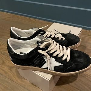 GOLDEN GOOSE sneakers